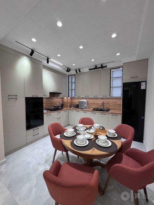 2-xonali kvartira, 78 m²