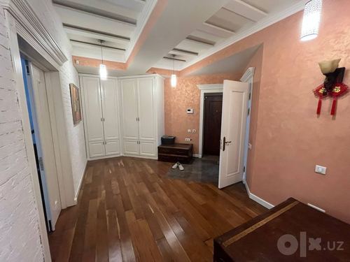 3-комнатная квартира, 130 м²