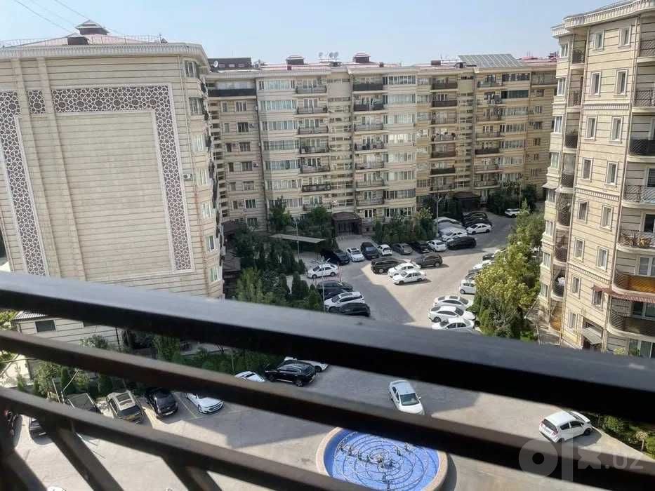 4-комнатная квартира, 160 м², 7/8 эт, Ташкент, Шайхантахурский район, на продажу