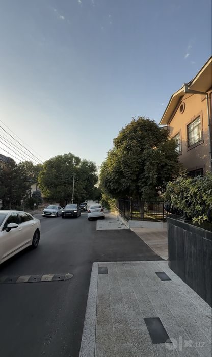 5-room house, 570 m², Tashkent, Mirzo Ulugbek District, for sale