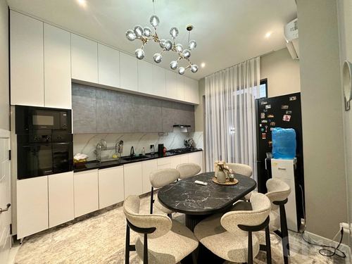 5-комнатный коттедж, 207 м²