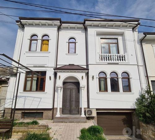 7-room house, 270 m²