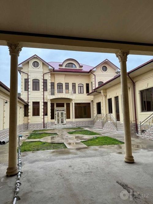 7-room house, 220 m²