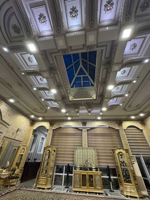 7-комнатный дом, 400 м²