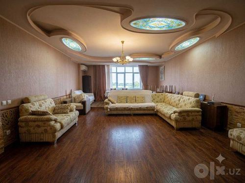 3-комнатная квартира, 200 м²