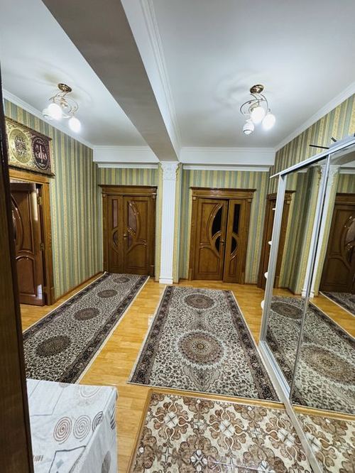 4-комнатная квартира, 202 м²
