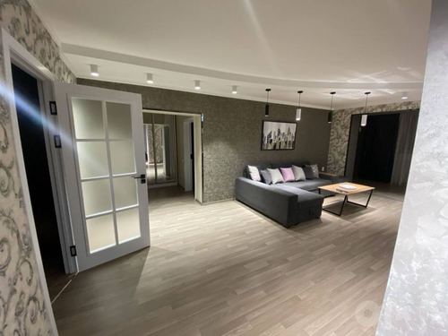 3-комнатная квартира, 100 м²