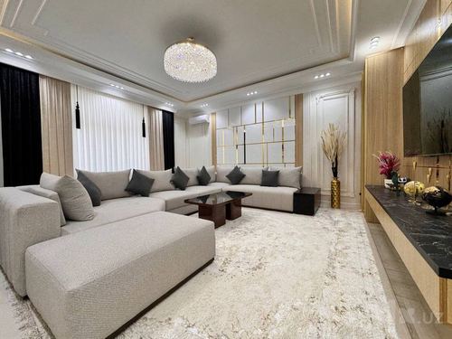 7-room apartment, 260 m²
