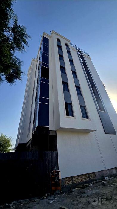 8-комнатная квартира, 3960 м²