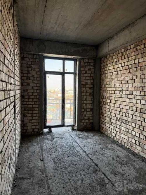 6-комнатная квартира, 180 м²