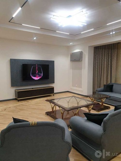 3-комнатная квартира, 190 м²