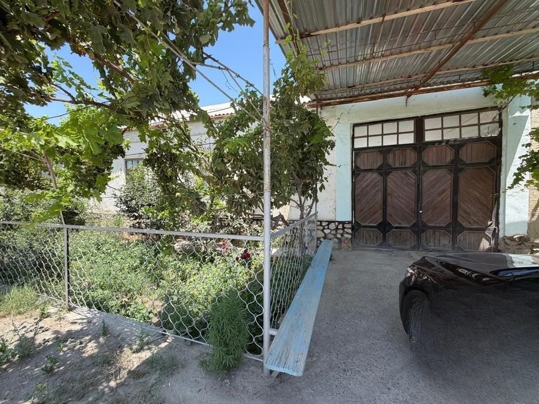 3-room house, 600 m², Kagan, for sale