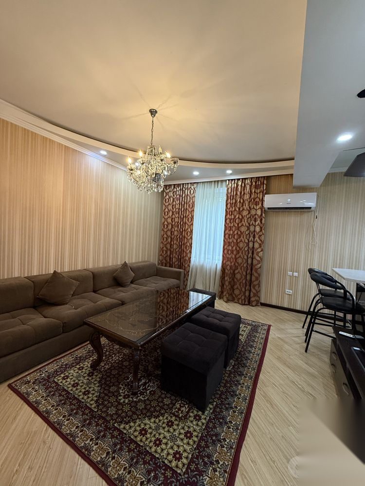 2-комнатная квартира, 65 м², 2/5 эт, Ташкент, Мирабадский район, в аренду