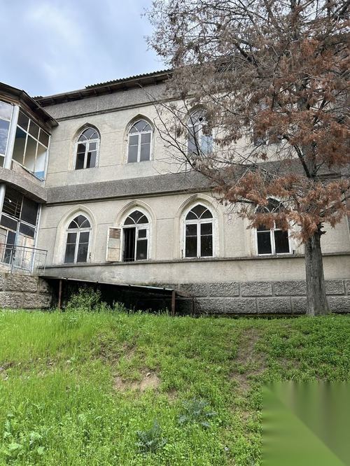 Miniral suvlar sanatoryasi yonida joy sotiladi 53 sotx