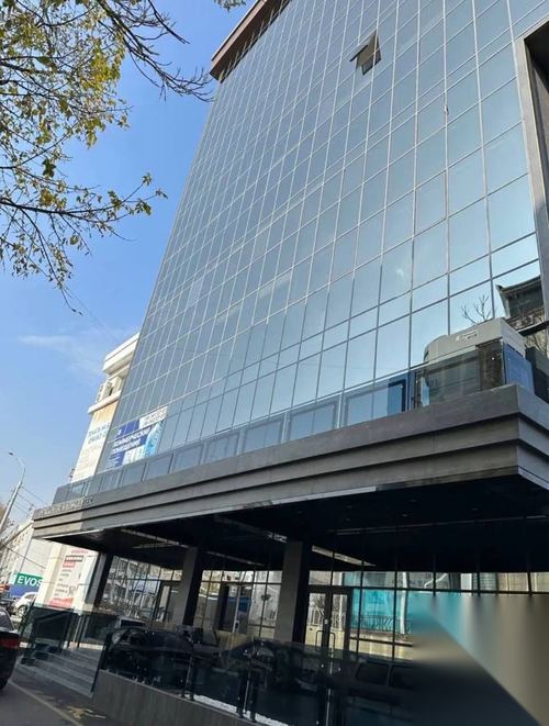 Паркениский 83 квадрат 6 этаж не жилой оринтир эвос
