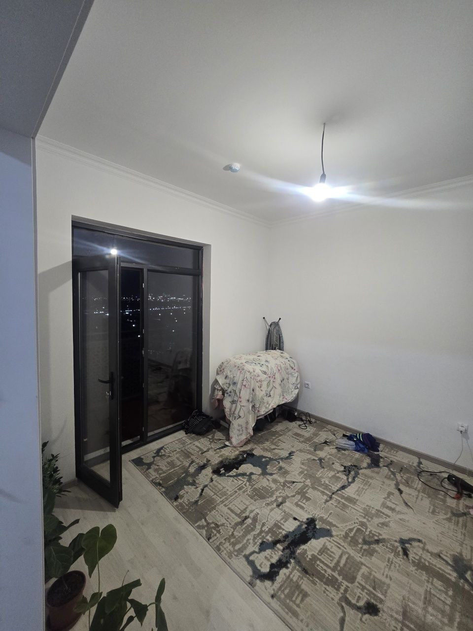 3-комнатная квартира, 72 м², 13/16 эт, Ташкент, Сергелийский район, в аренду