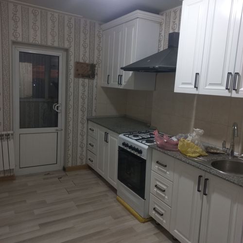 3-xonali kvartira, 72 m²