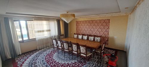 3-xonali kvartira, 90 m²