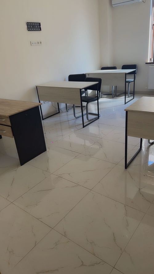 Toshkent office bor