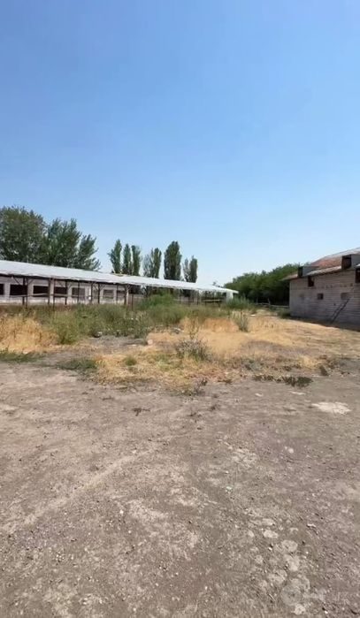 ПРОДАЁТСЯ 73 СОТКИ + 922 М² ЗДАНИЙ. ЮКОРИЧИРЧИК
Продаётся нежило