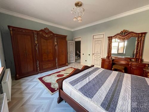 4-room apartment, 140 m²