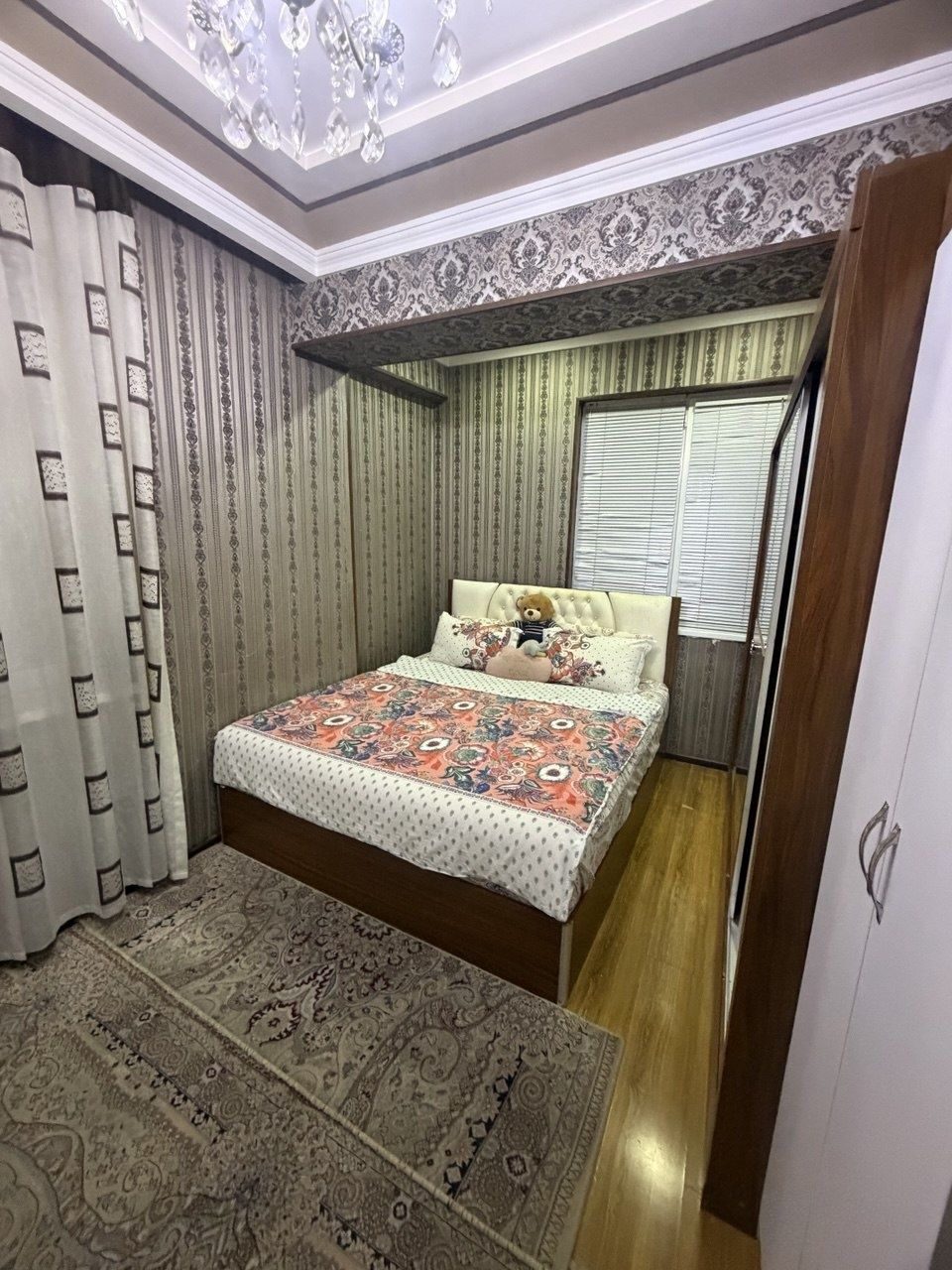 3-комнатная квартира, 95 м², 3/3 эт, Ташкент, Учтепинский район, в аренду