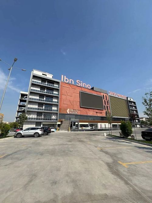 Stroy mart savdo markazida dukon sotiladi