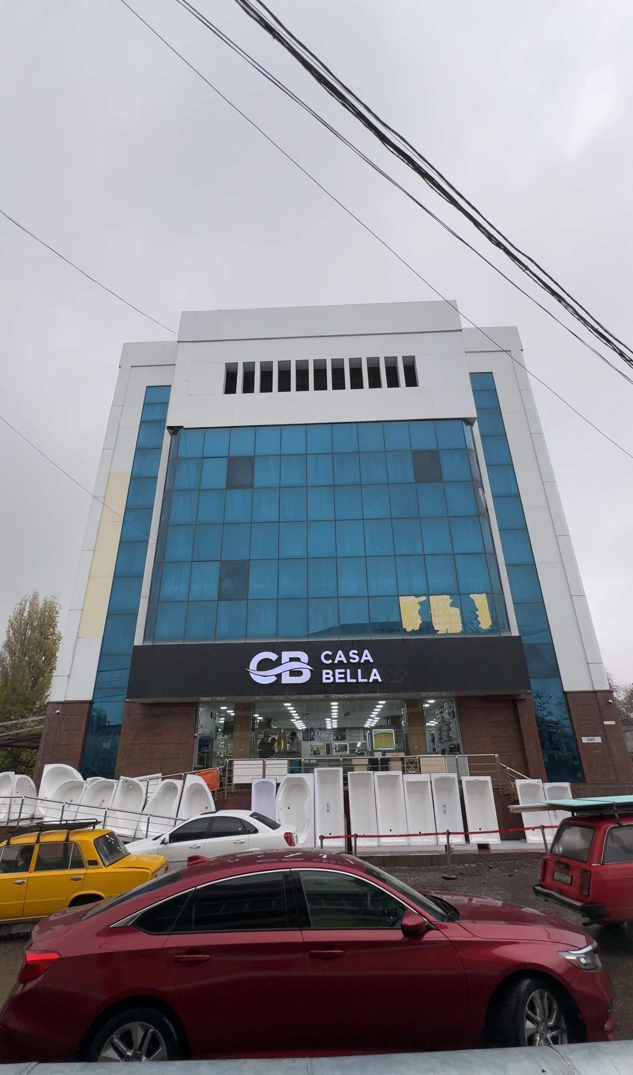 For sale: commercial building in Tashkent!