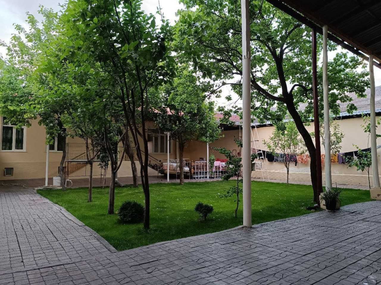4-комнатный дом, 400 м², Ташкент, Юнусабадский район, на продажу