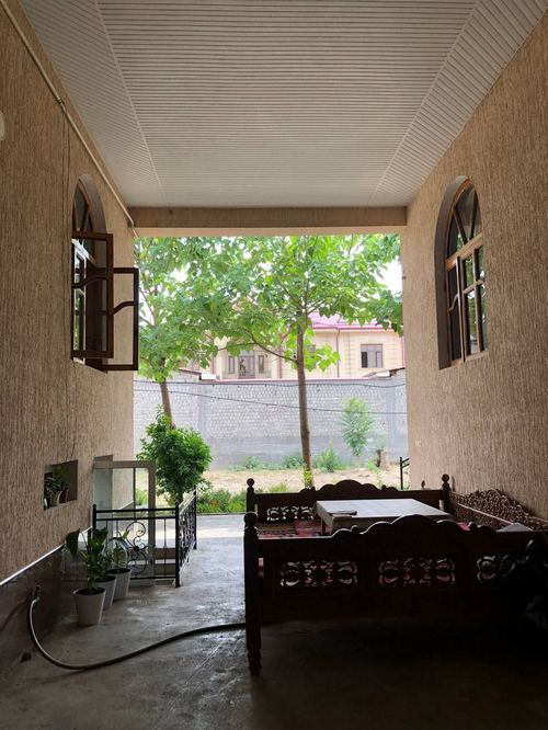 6-room house, 400 m²