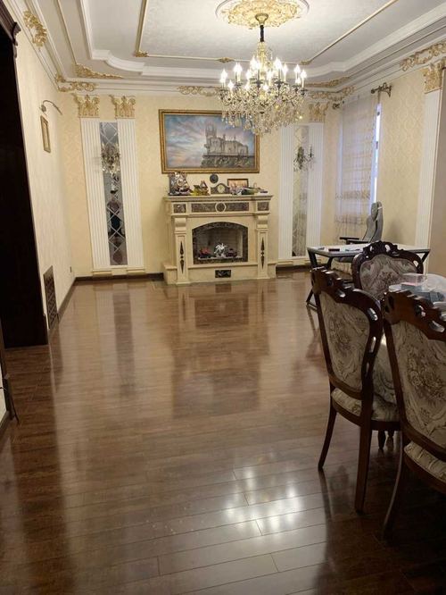 6-xonali uy, 341 m²