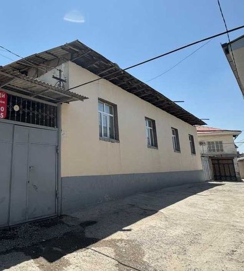 10-xonali uy, 500 m²
