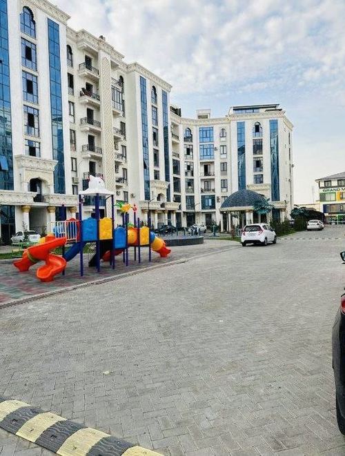 2-xonali kvartira, 72 m²