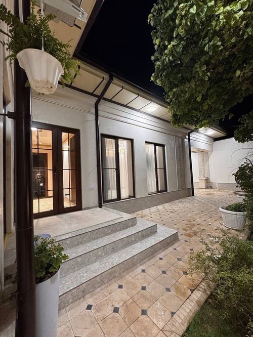 5-комнатный дом, 150 м²