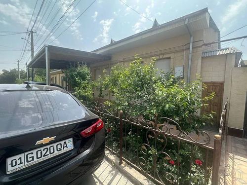 8-room house, 300 m²
