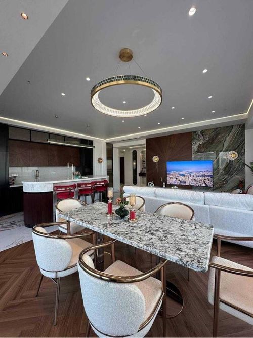 Prestige, comfort, beautiful view in a 2-room apt in U TOWER residential complex, parking, URGENT