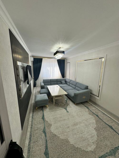 For rent. Shaykhontohur district. Qoratosh Chaqar. Metro Khalklar Dustligi.