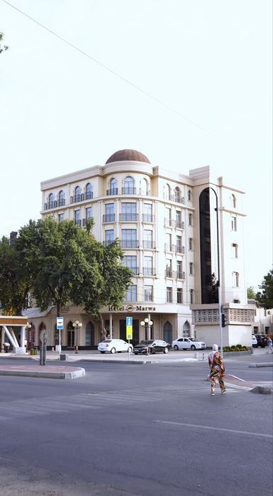 Office for rent in Hotel Marwa
