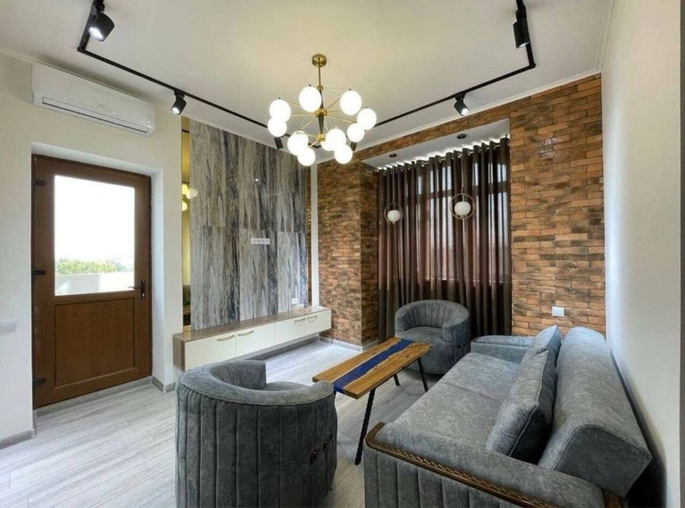 4-комнатная квартира, 105 м², Ташкент, Яккасарайский район, на продажу