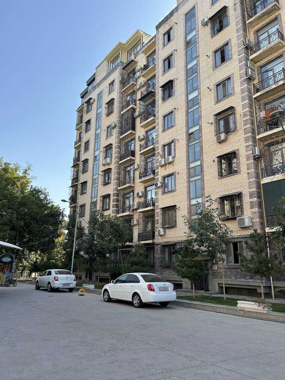 5-xonali kvartira, 218 m², Toshkent, Chilonzor tumani, sotuvga