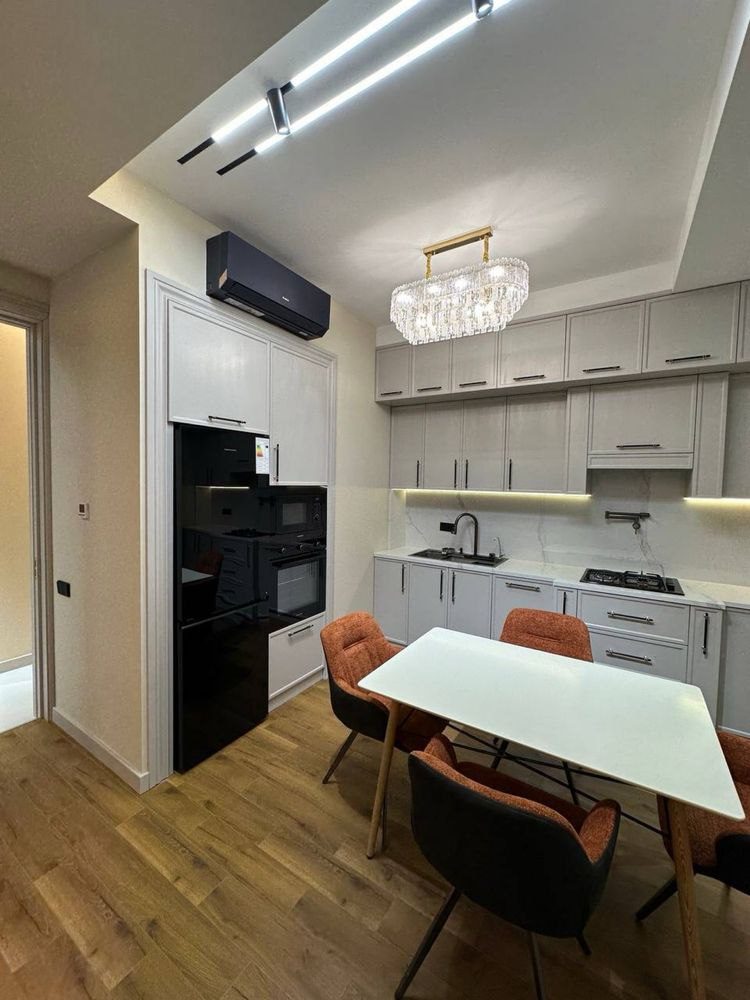 4-xonali kvartira, 140 m², Toshkent, Yakkasaroy tumani, sotuvga