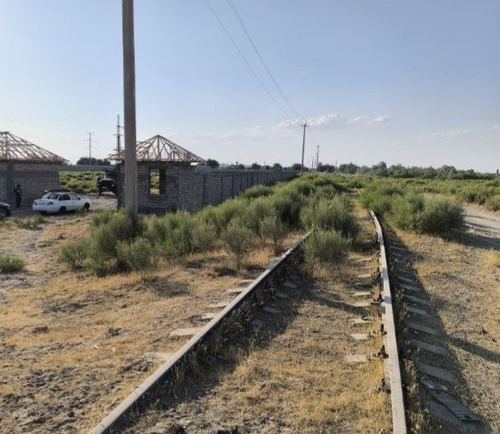 2 hectares of land for industry with a railway branch