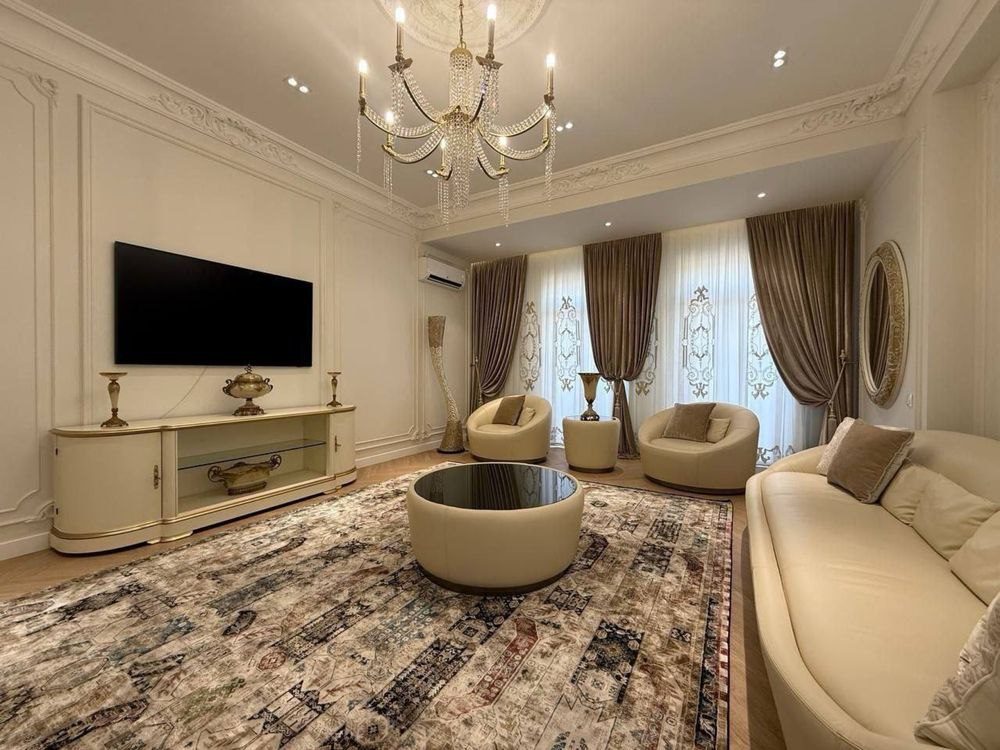 6-xonali kvartira, 210 m², Toshkent, Shayxontohur tumani, sotuvga