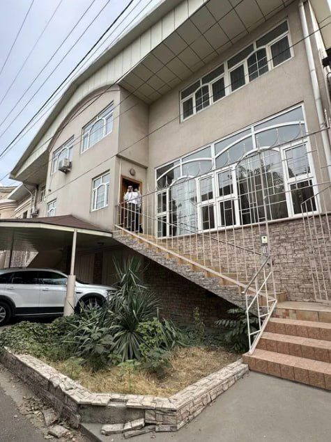 12-xonali uy, 500 m², Toshkent, Mirobod tumani, sotuvga