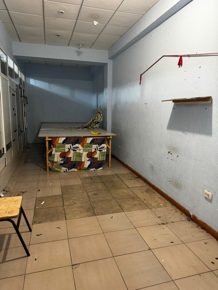 Farxod bozori, 2-qavatda 23 m2 do'kon sotiladi