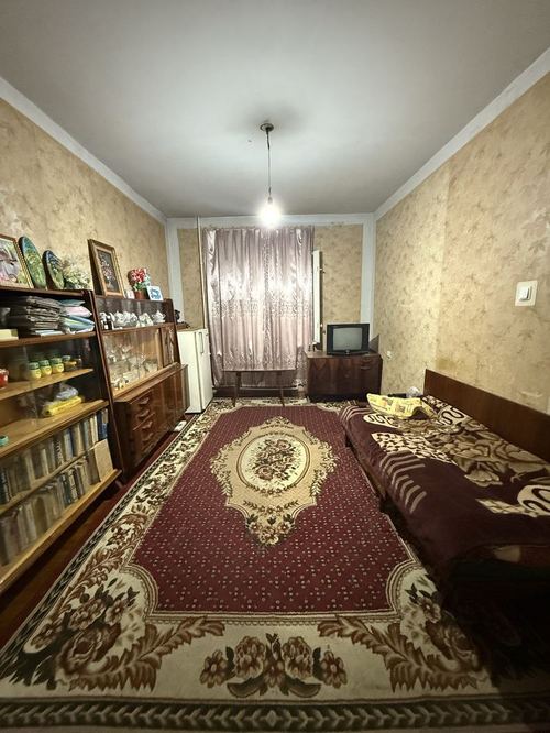 Apartment for sale, Mirabad district, Kuylyuk Massiv 4, 1/1/5, not a corner unit, 2x3