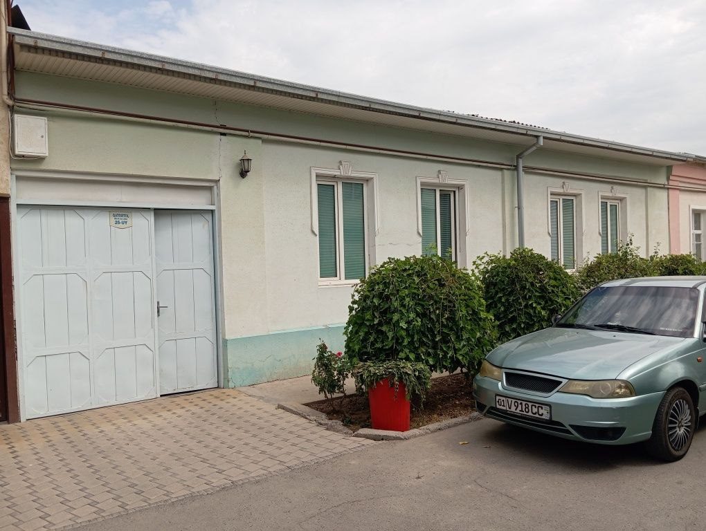 10-комнатный дом, 420 м², Ташкент, Чиланзарский район, на продажу