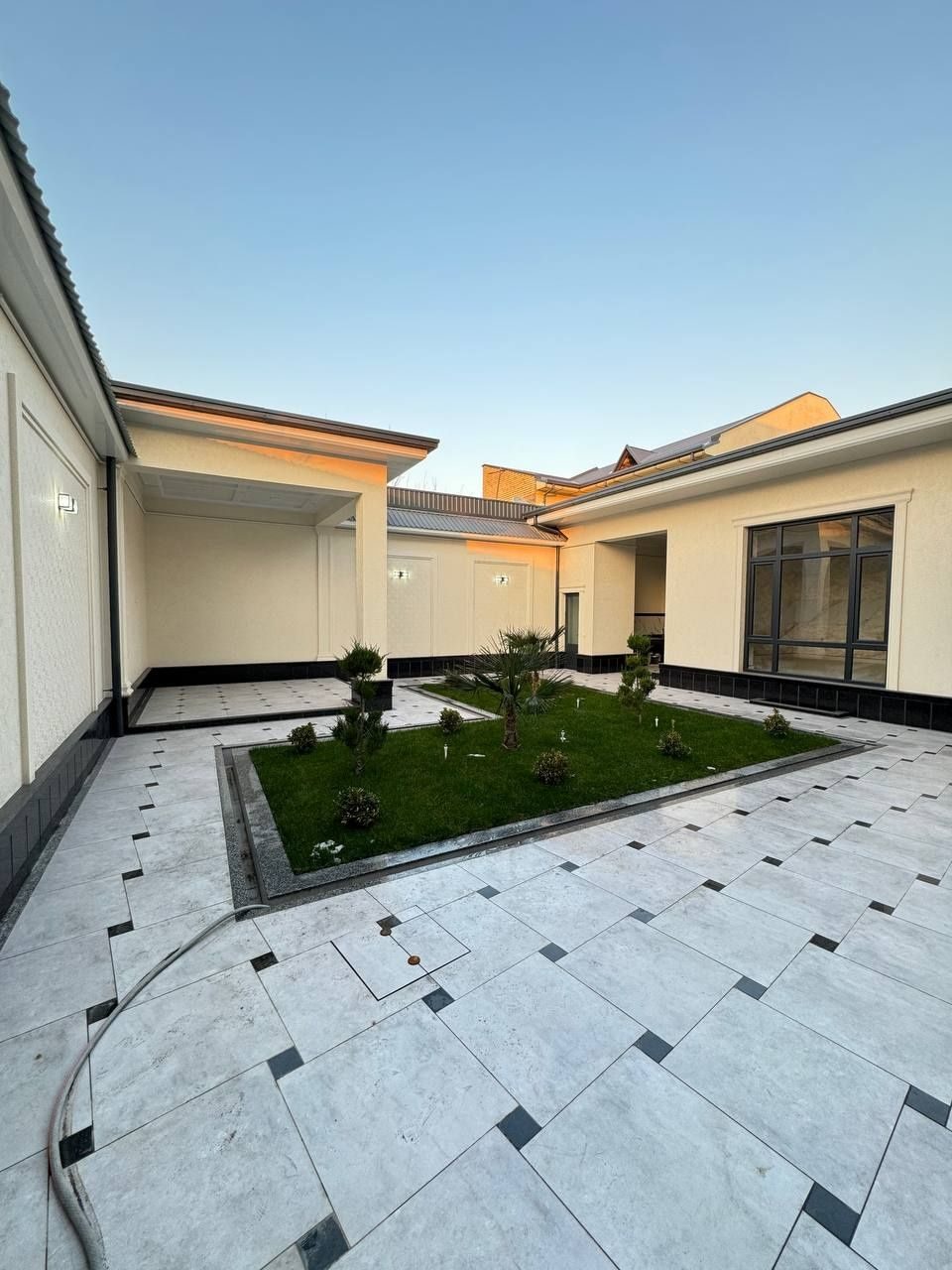 6-xonali uy, 360 m², Toshkent, Chilonzor tumani, sotuvga