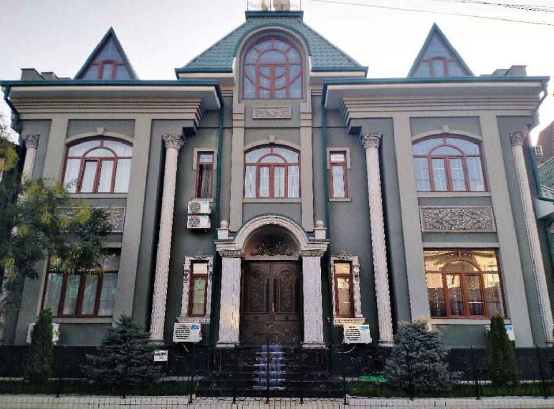 10-xonali uy, 580 m², Toshkent, Yakkasaroy tumani, sotuvga