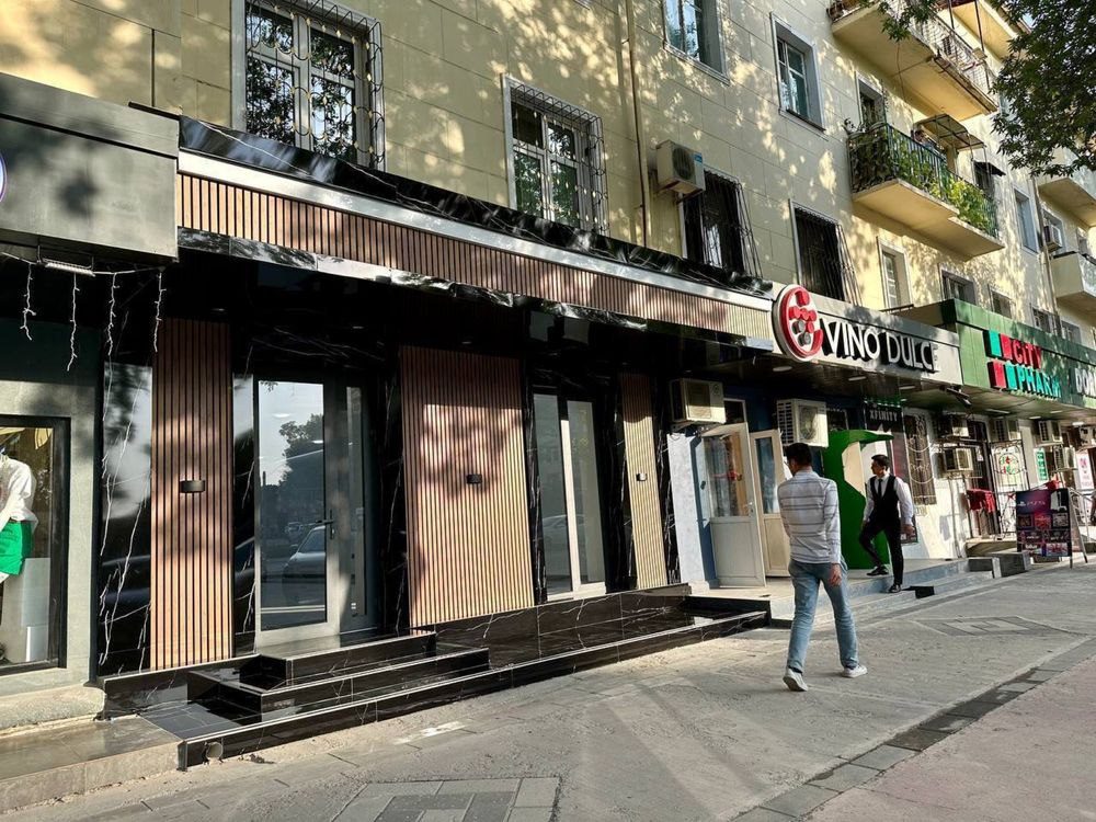 Продаётся нежилое помещение 85 кв.м вдоль дороги, Яккасарай, рынок Аския